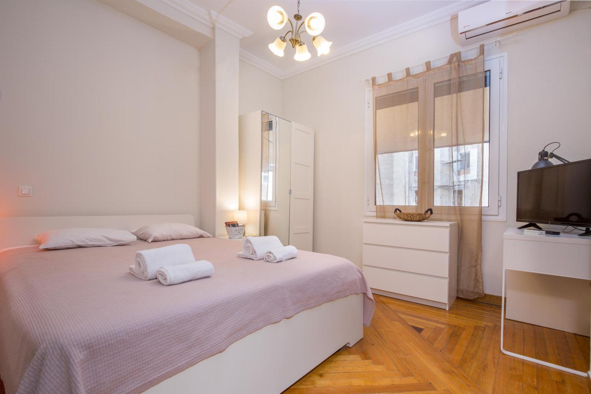 Downtown Quiet Apartment On A Pedestrian Street Athene Buitenkant foto